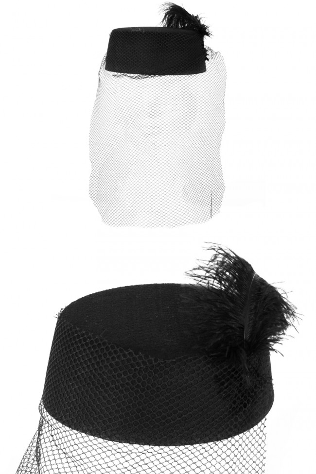 Hoed dame met voile - Willaert, verkleedkledij, carnavalkledij, carnavaloutfit, feestkledij, 1900, weduwe, zwarte hoed met voile en veer, rouw